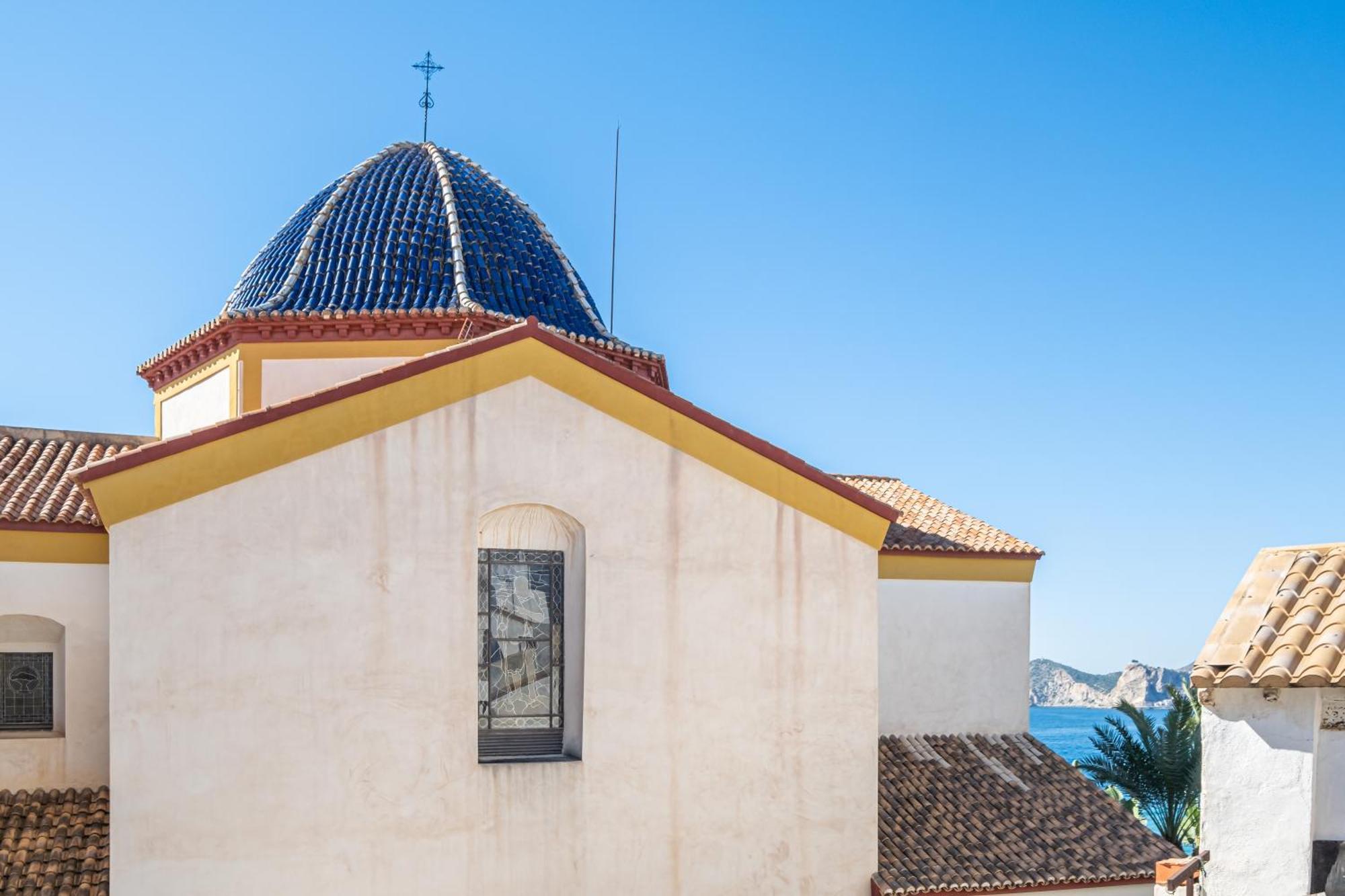 Apartamentos El Castell (Adults Only) Benidorm Exterior photo